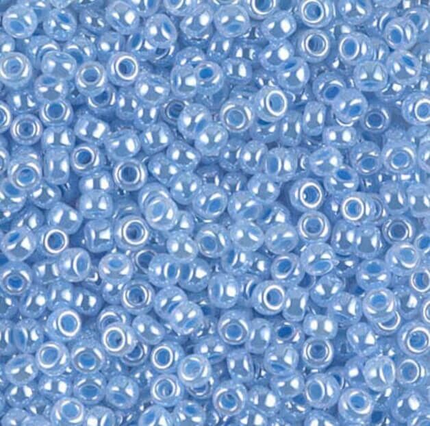 Miyuki perler seed beads 11/0 ceylon sky blue 524