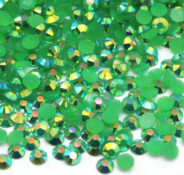 Rhinsten 6mm iriserende grønne